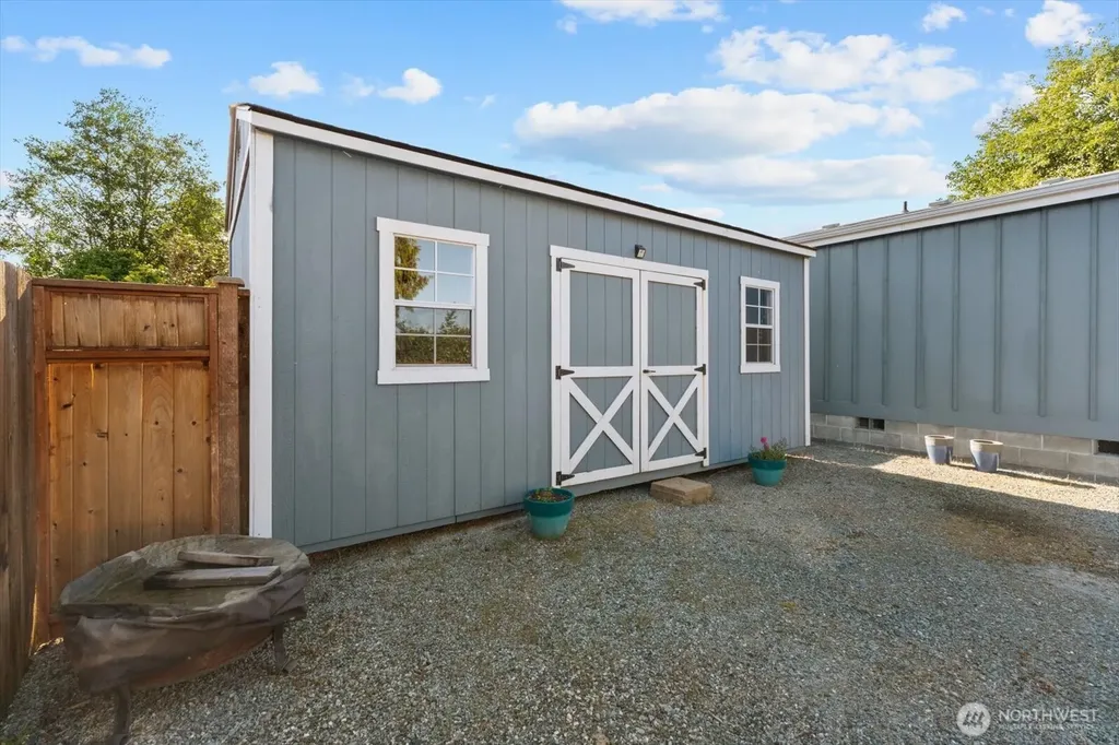 1018 Cook Road Sedro Woolley WA 98284
