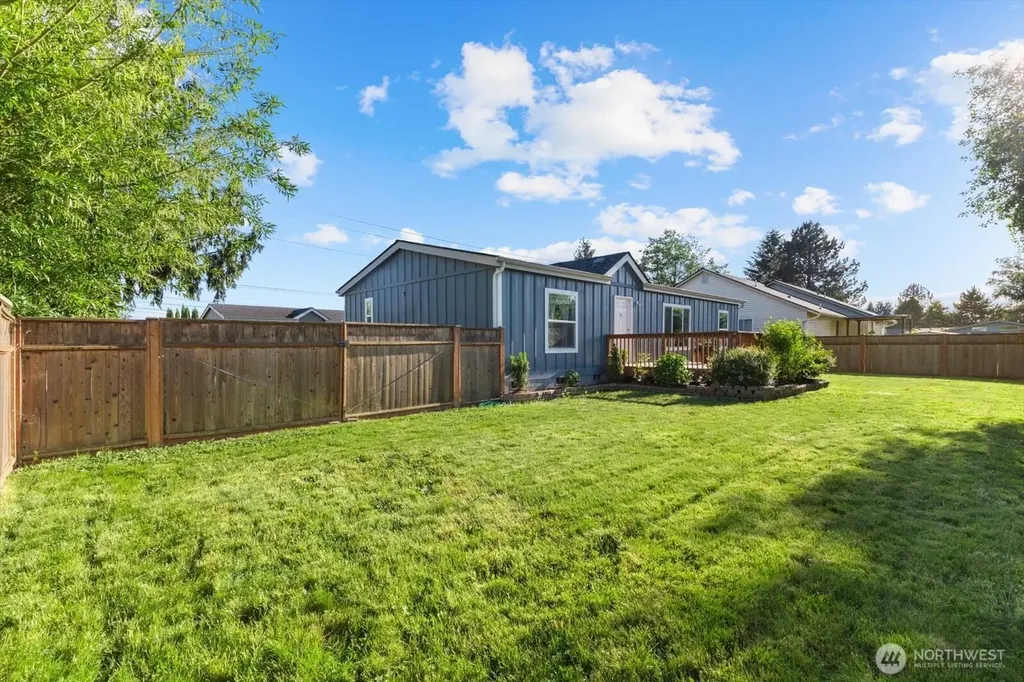 1018 Cook Road Sedro Woolley WA 98284