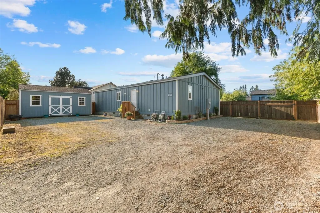 1018 Cook Road Sedro Woolley WA 98284