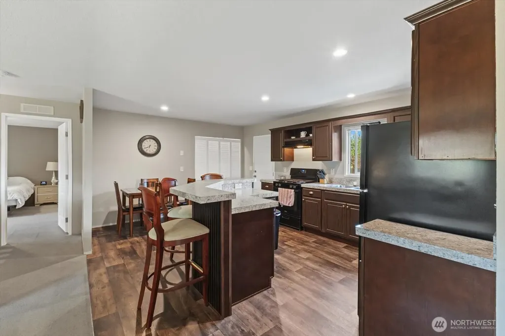 1018 Cook Road Sedro Woolley WA 98284