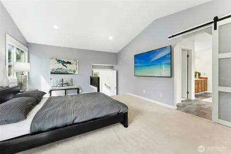 15604 111th Avenue NE Bothell WA 98011