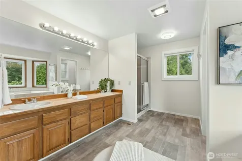 15604 111th Avenue NE Bothell WA 98011