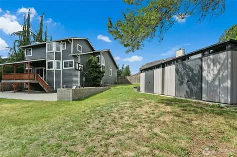 15604 111th Avenue NE Bothell WA 98011