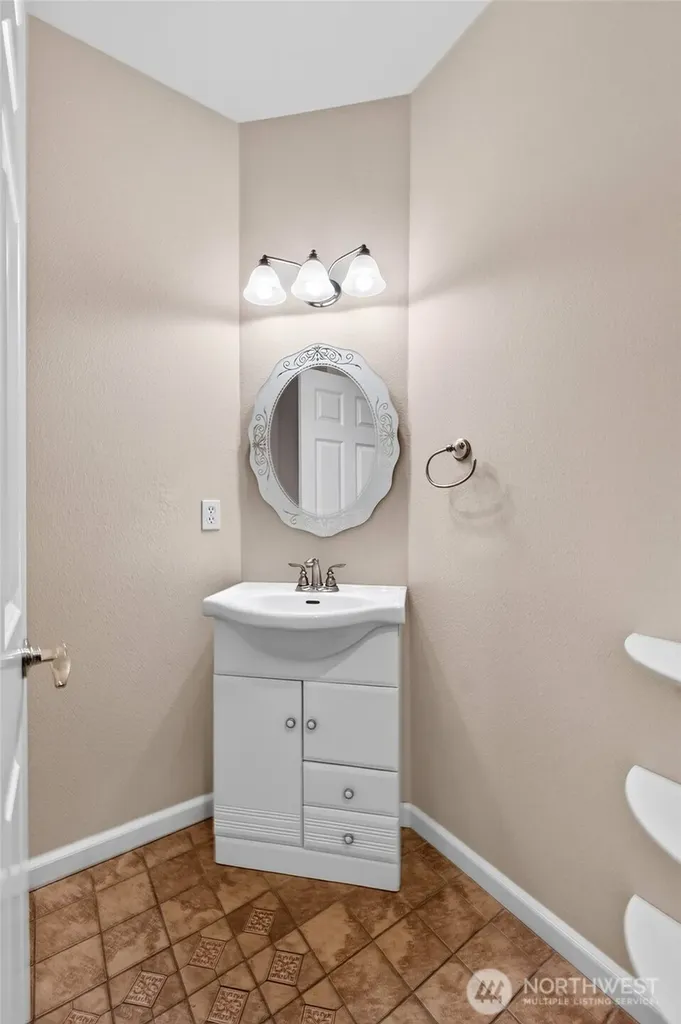 1301 67th Street SE Auburn WA 98092