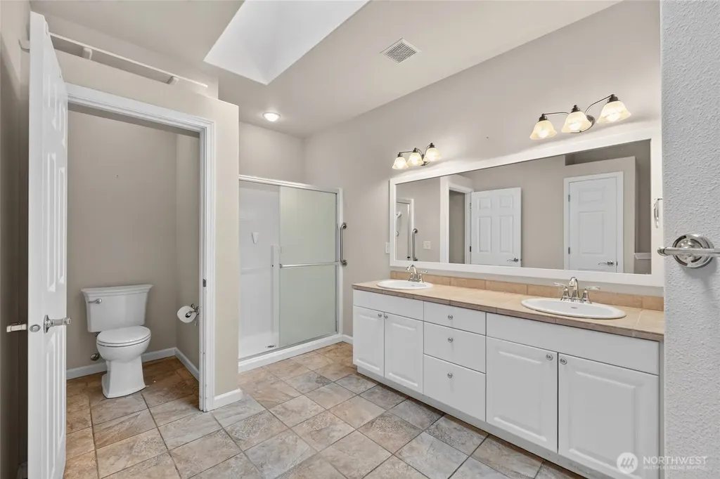 1301 67th Street SE Auburn WA 98092