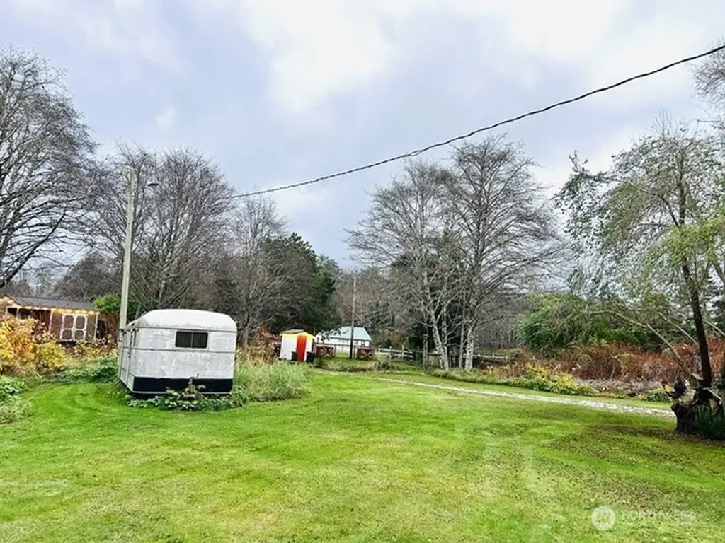 2595 State Route 109 Ocean Shores WA 98569