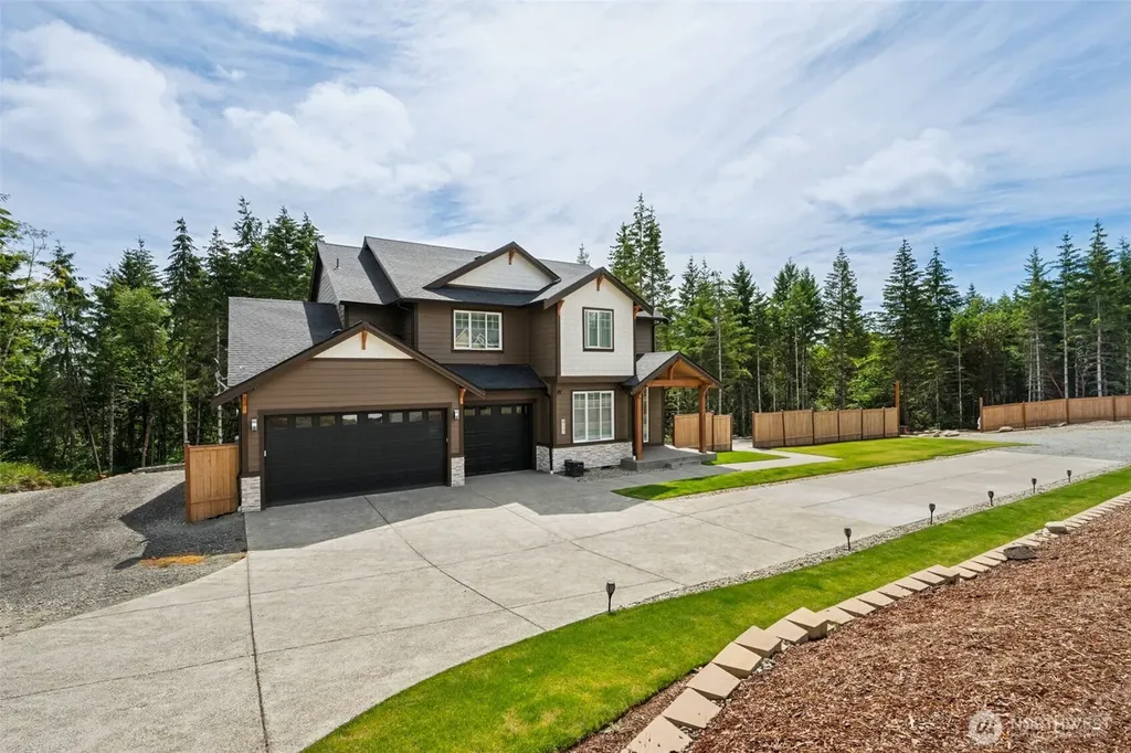 917 Tiedman Road NW Lakebay WA 98349