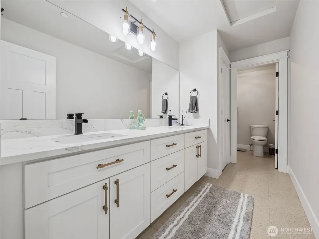 917 Tiedman Road NW Lakebay WA 98349