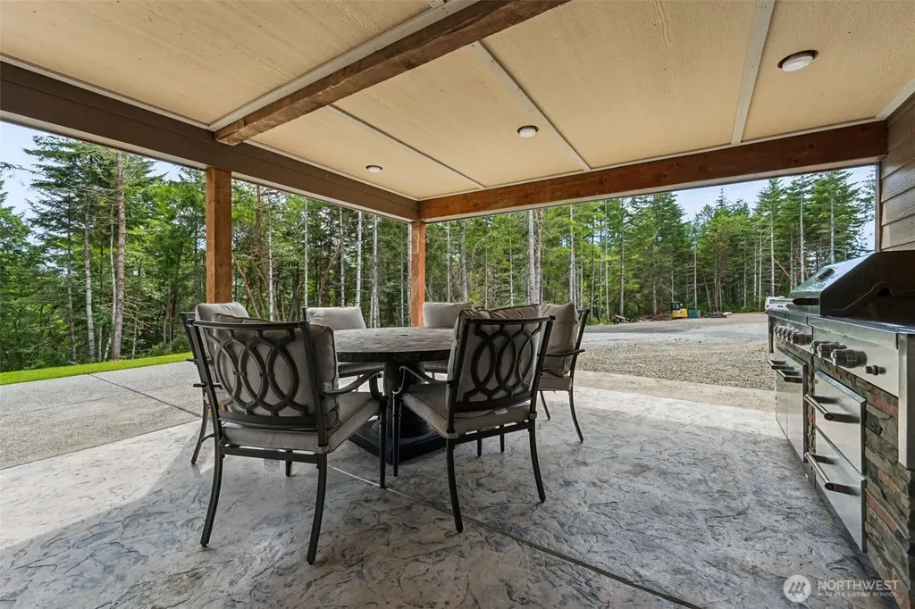 917 Tiedman Road NW Lakebay WA 98349