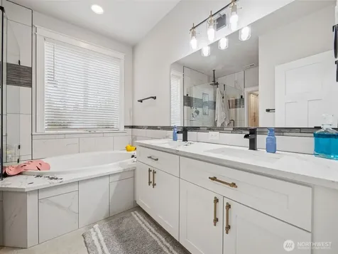 917 Tiedman Road NW Lakebay WA 98349