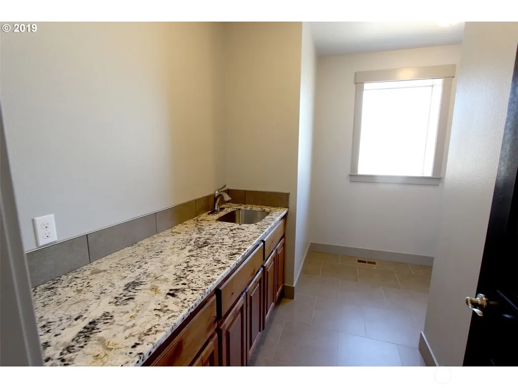 4400 SE 169th Court Vancouver WA 98683