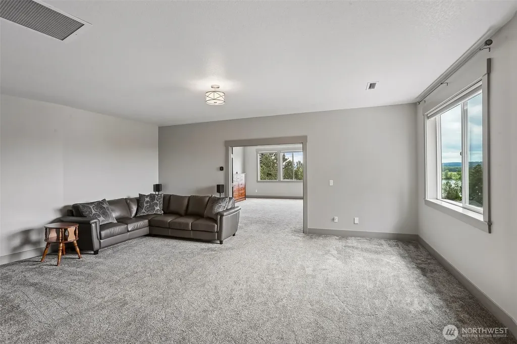 4400 SE 169th Court Vancouver WA 98683