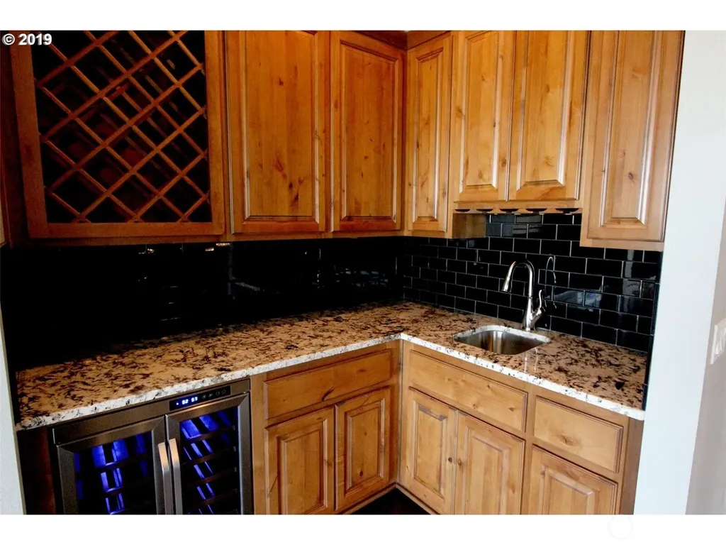4400 SE 169th Court Vancouver WA 98683