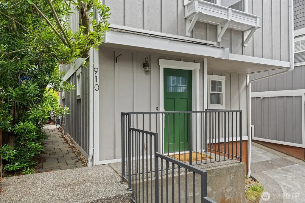 910 N 74th Street Seattle WA 98103