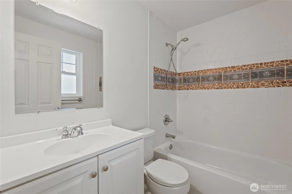 910 N 74th Street Seattle WA 98103
