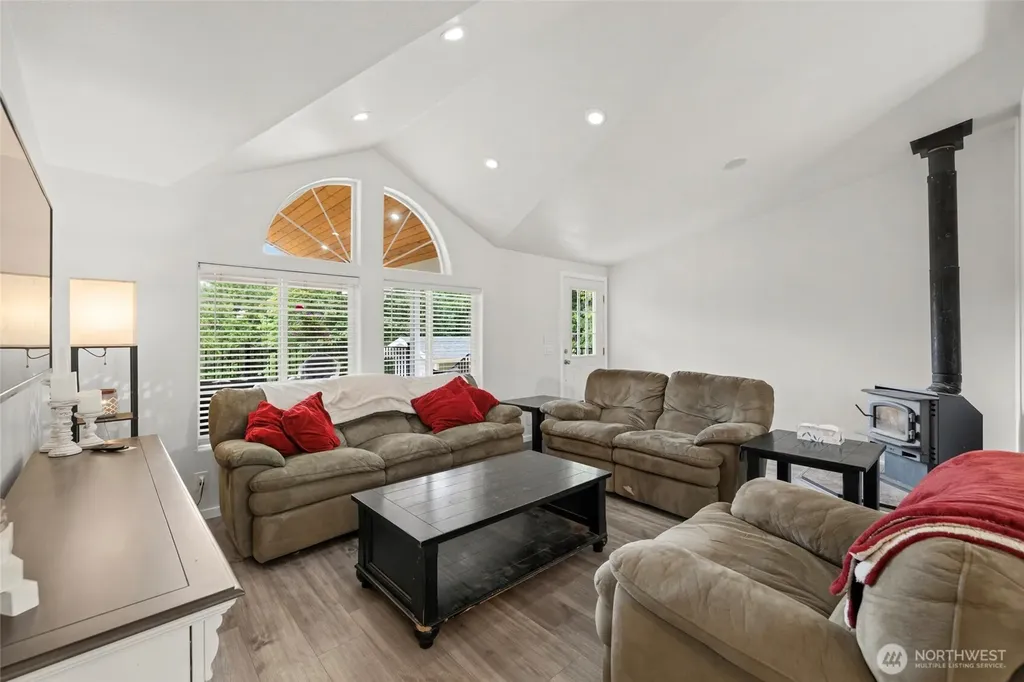 3120 Huddle Road Sedro Woolley WA 98284