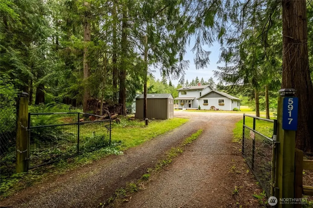 5917 306th Street NW Stanwood WA 98292