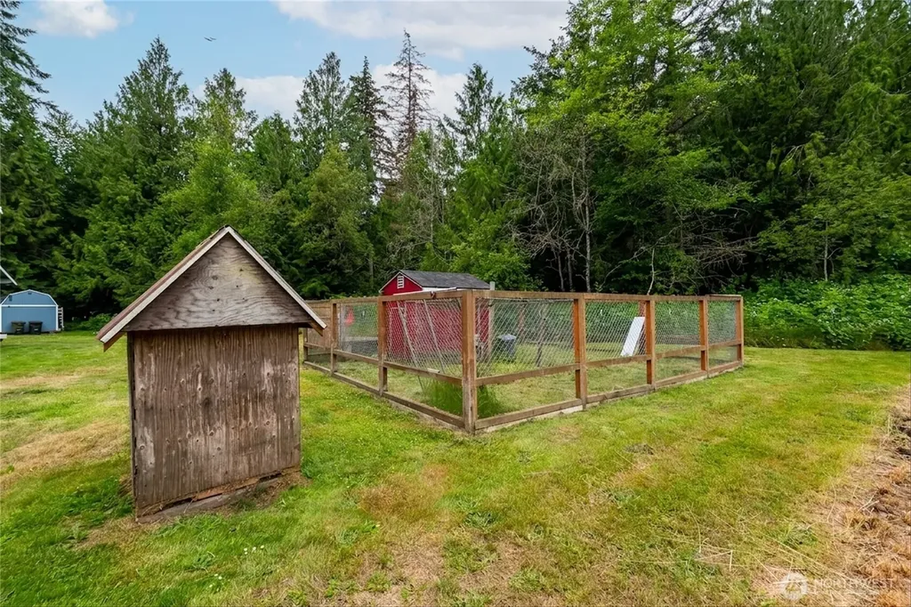 5917 306th Street NW Stanwood WA 98292