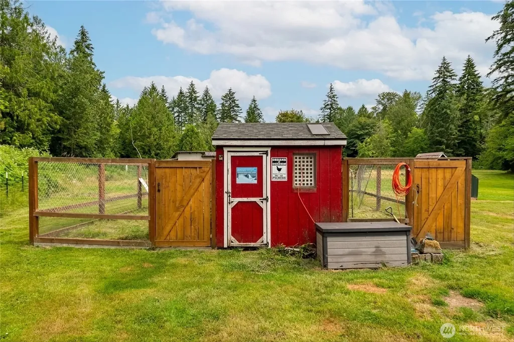 5917 306th Street NW Stanwood WA 98292