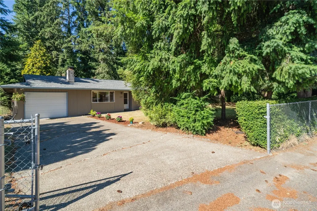 1634 Susan Court SE Tumwater WA 98501