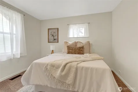 6826 S Montgomery Street Tacoma WA 98409