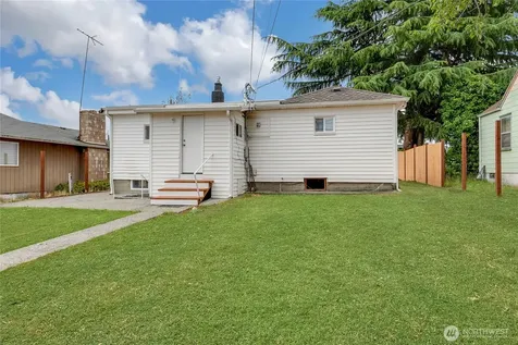 6826 S Montgomery Street Tacoma WA 98409