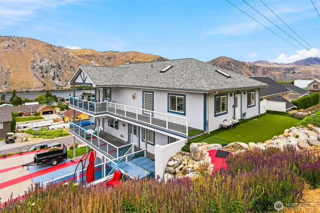 380 Entiat Place Orondo WA 98843