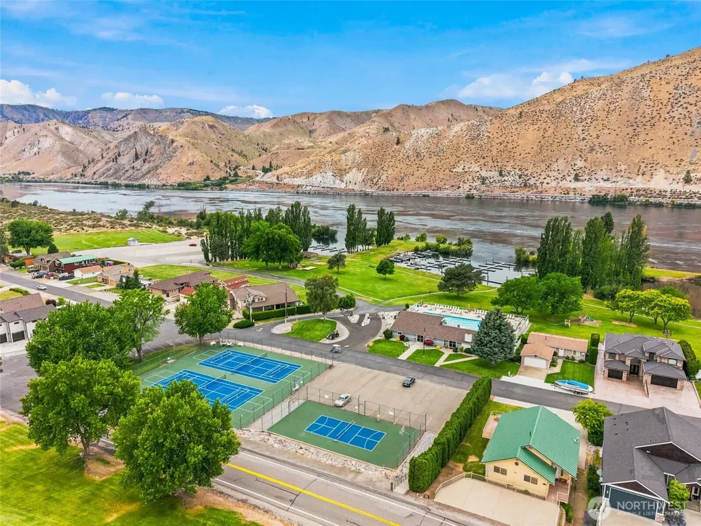 380 Entiat Place Orondo WA 98843