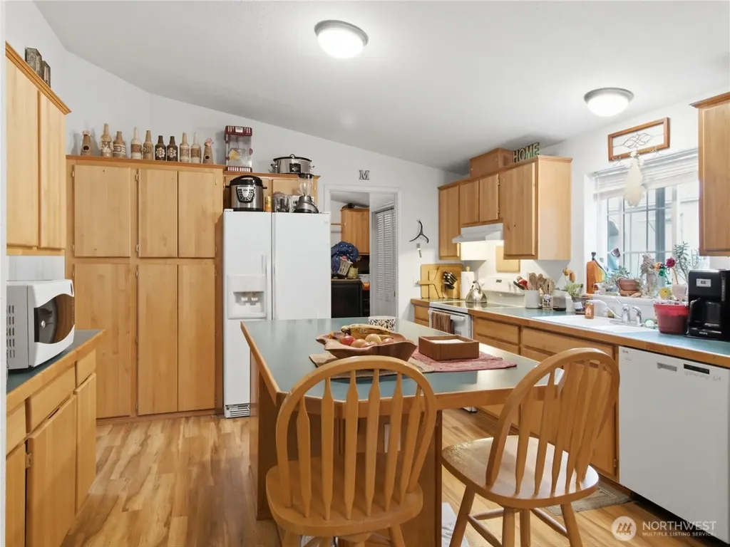 16615 36th Street Ct E Lake Tapps WA 98391