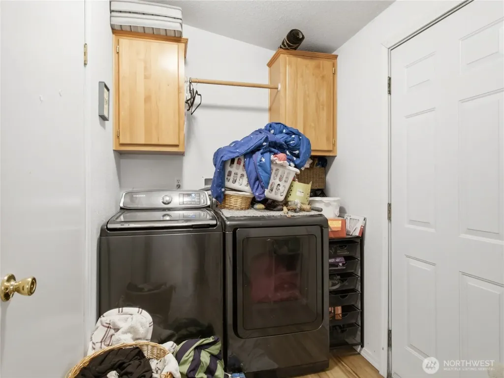 16615 36th Street Ct E Lake Tapps WA 98391