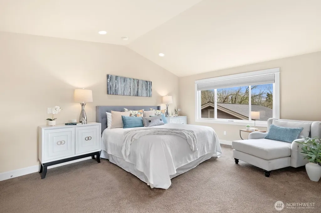9026 NE 127th Place Kirkland WA 98034