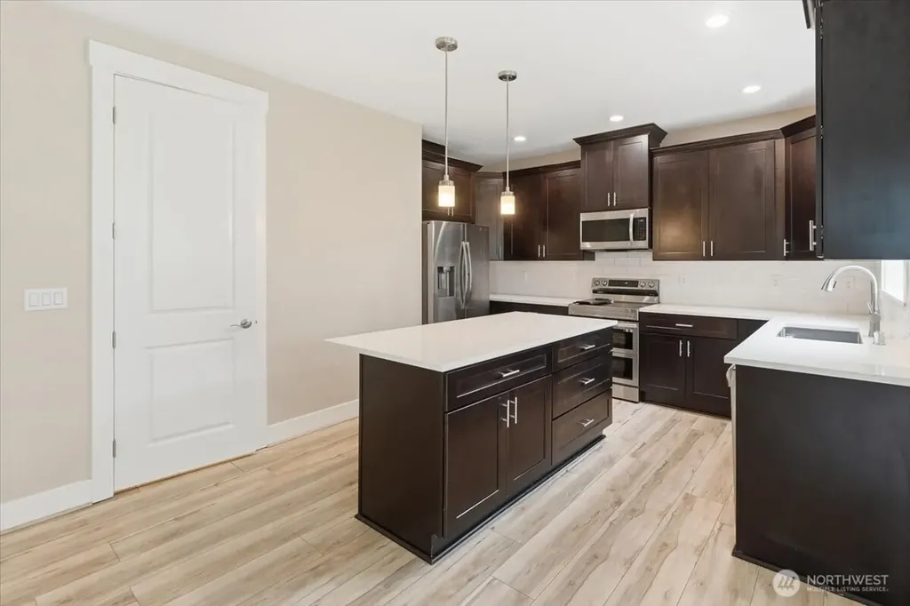 8316 Wildwood Avenue SW Lakewood WA 98498