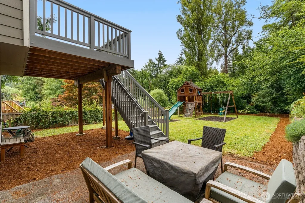 19036 18th Avenue NE Shoreline WA 98155