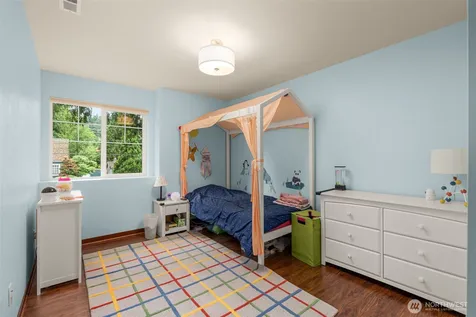 19036 18th Avenue NE Shoreline WA 98155