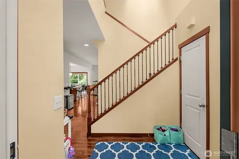 19036 18th Avenue NE Shoreline WA 98155
