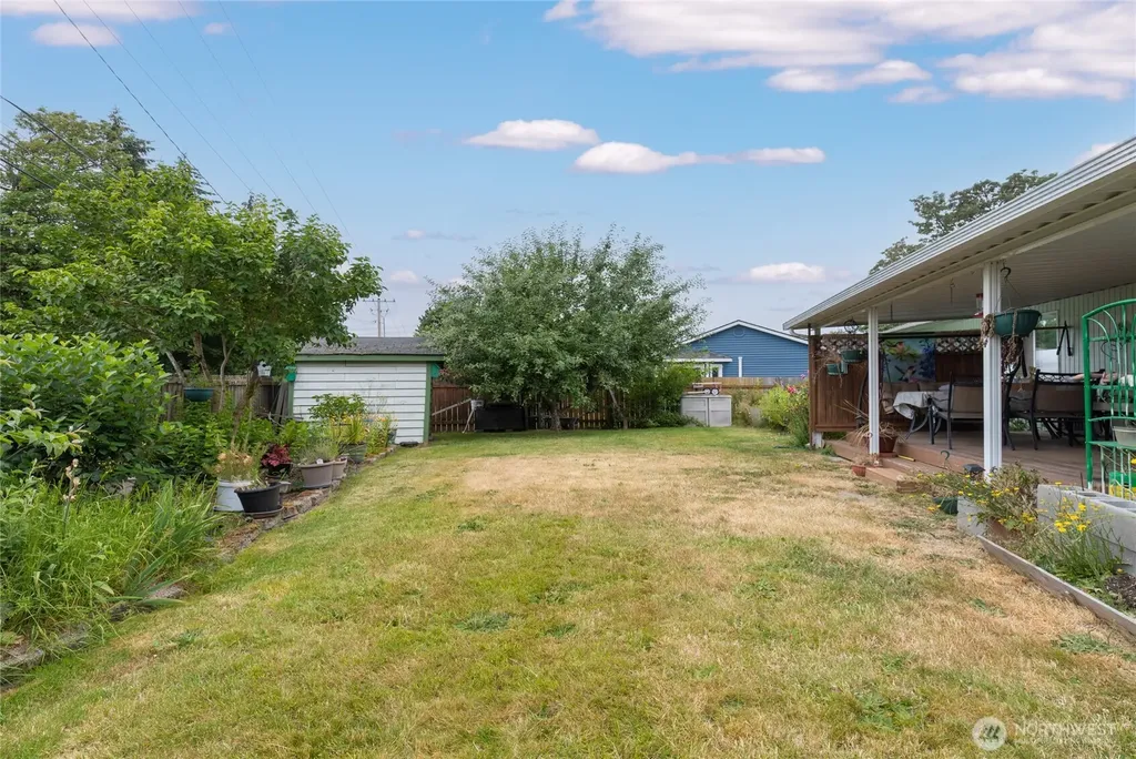 1806 Northwood Court NE Tacoma WA 98422
