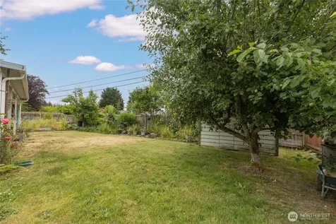 1806 Northwood Court NE Tacoma WA 98422