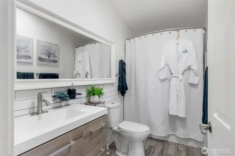 2526 Birch Bay Lynden Road Custer WA 98240