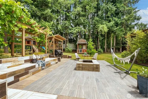 2526 Birch Bay Lynden Road Custer WA 98240