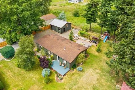 2526 Birch Bay Lynden Road Custer WA 98240