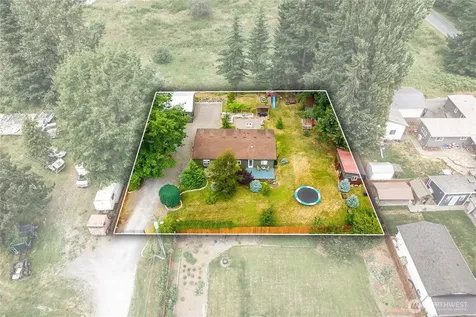 2526 Birch Bay Lynden Road Custer WA 98240