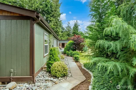 2526 Birch Bay Lynden Road Custer WA 98240