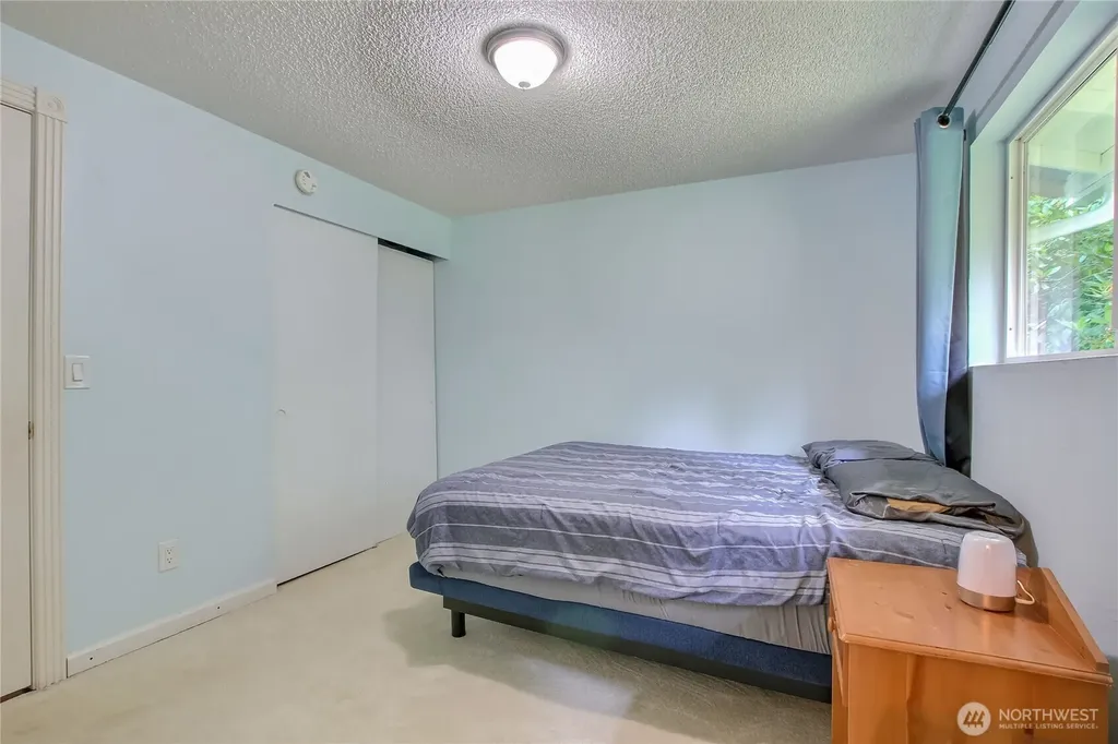 18233 SE 262nd Place Covington WA 98042