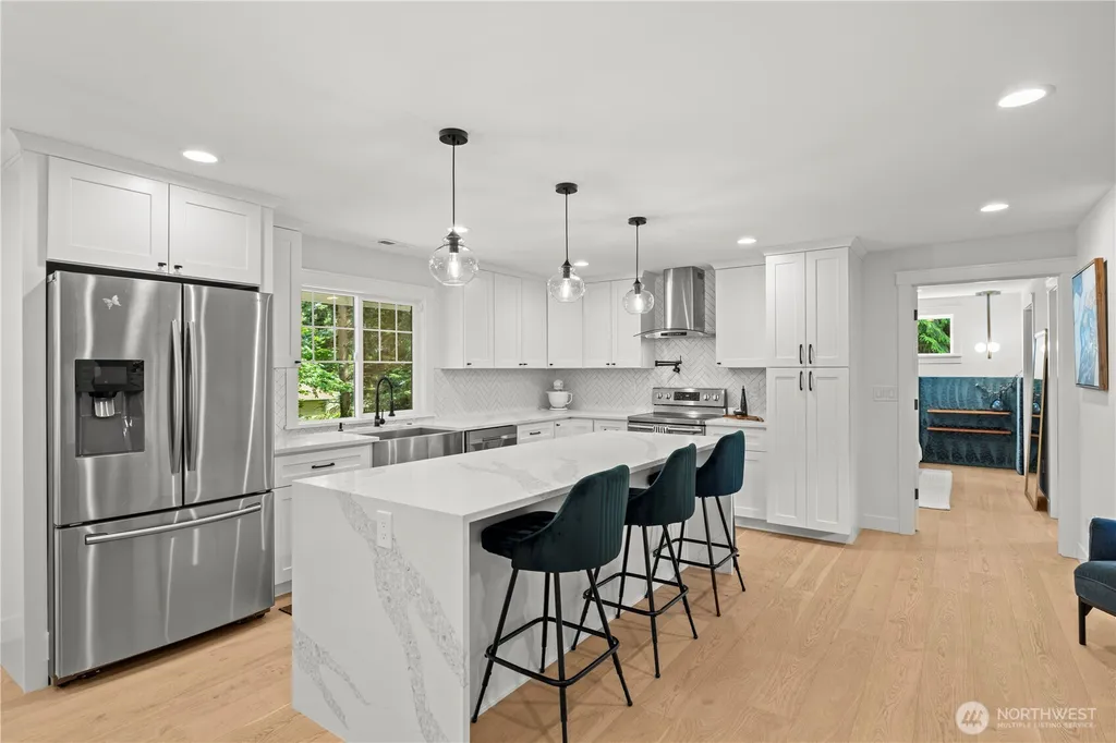 7714 234th Street SW Edmonds WA 98026