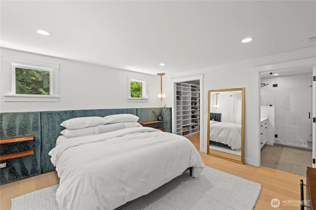 7714 234th Street SW Edmonds WA 98026