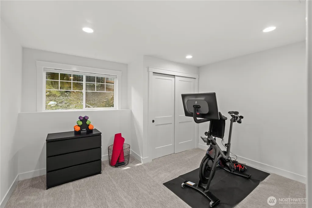 7714 234th Street SW Edmonds WA 98026
