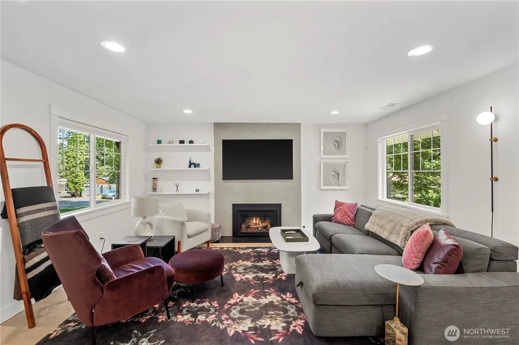 7714 234th Street SW Edmonds WA 98026