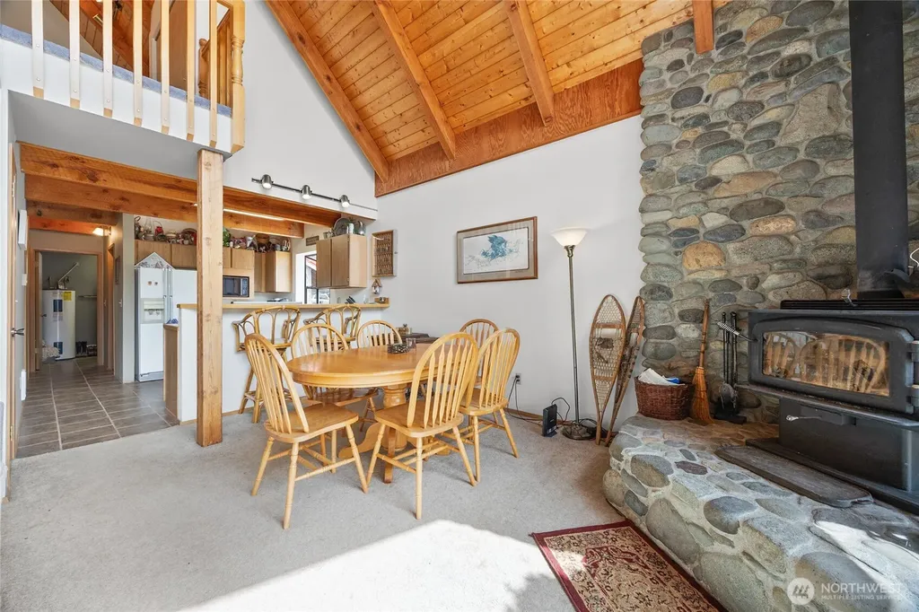 102 Maple Place Packwood WA 98361