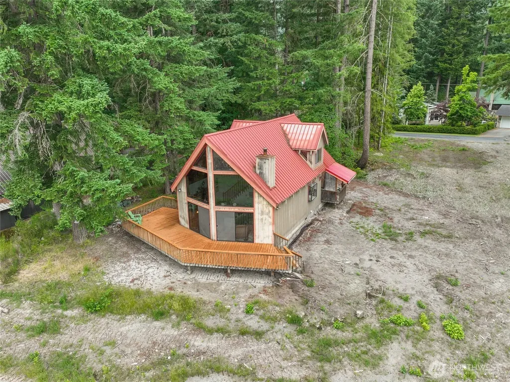 102 Maple Place Packwood WA 98361