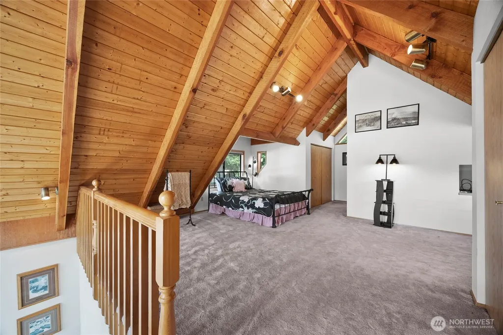 102 Maple Place Packwood WA 98361